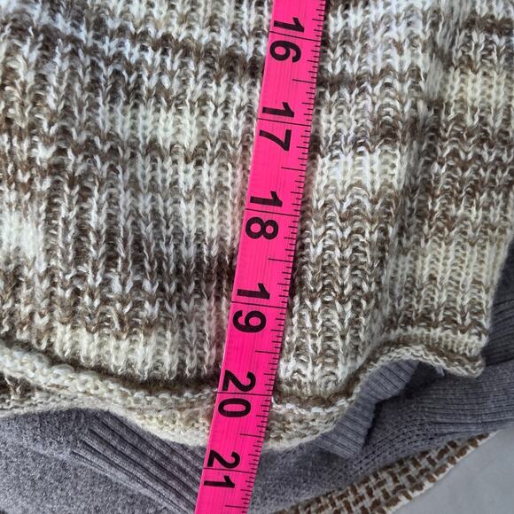 Hot topic Social Collision Cream & Black Stripe Girls Crop Sweater sz L - Picture 10 of 10